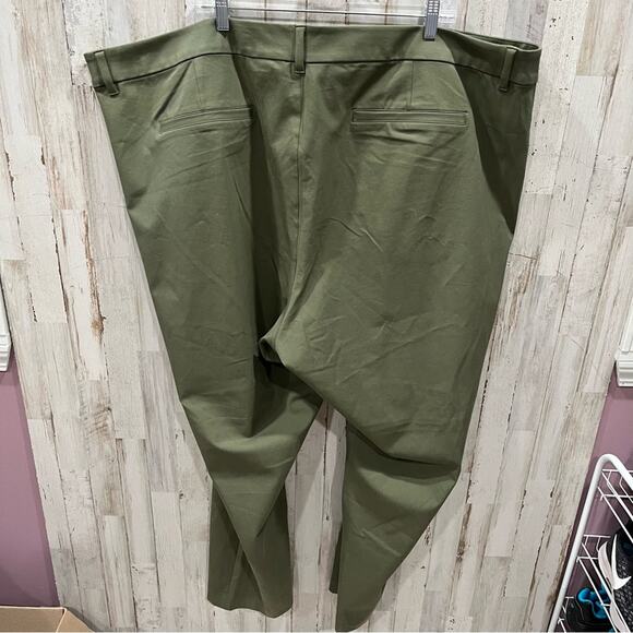 New Old Navy - High Rise Pixie Never Fade Green Ankle Pants Womens Plus 30 FLAW - Picture 8 of 10